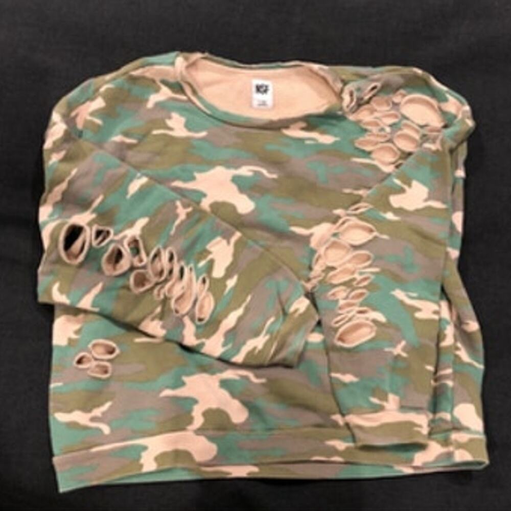 NSF Farah Camo Destroyed Sweatshirt NWOT M - Picture 2 of 4